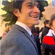 Neo laureato in ingegneria aerospaziale impartisce lezioni in matematica e fisica